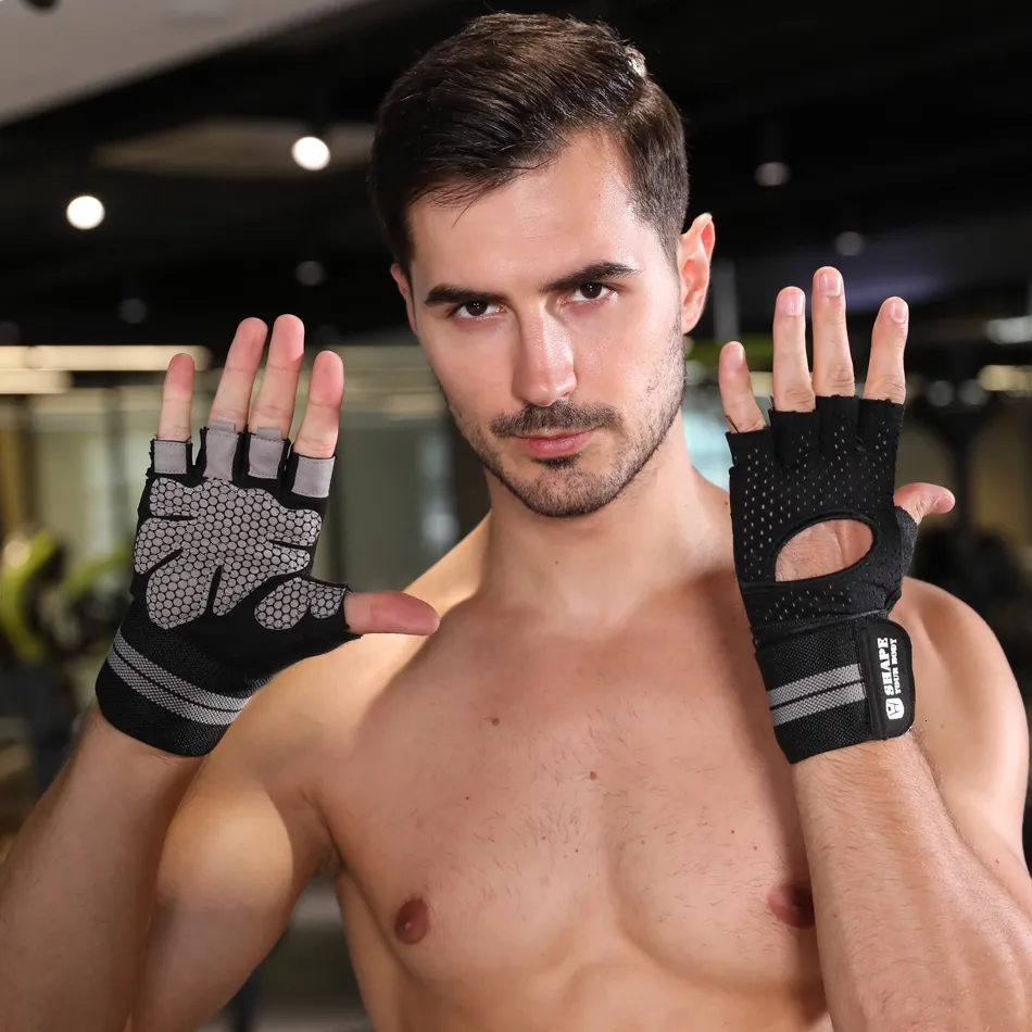Weight Lifting Gloves with Wrist Straps - Image 7